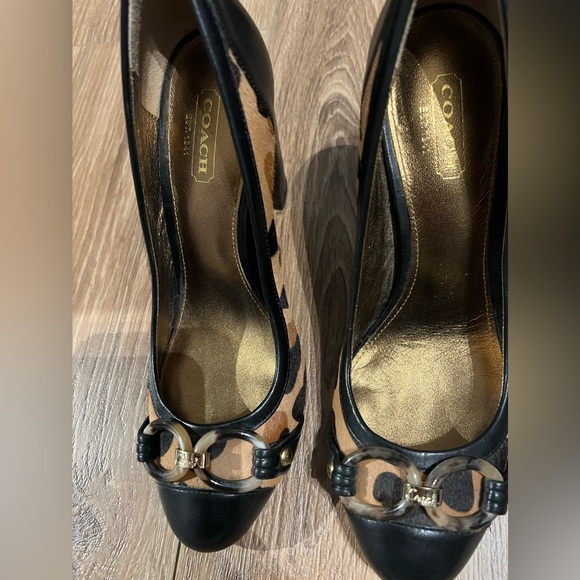 Coach pumps - Picture 2 of 6